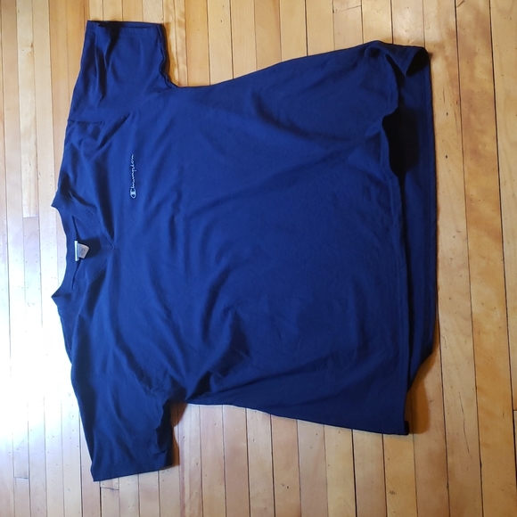 Men's Champion tee size 1x-2x - Picture 2 of 8